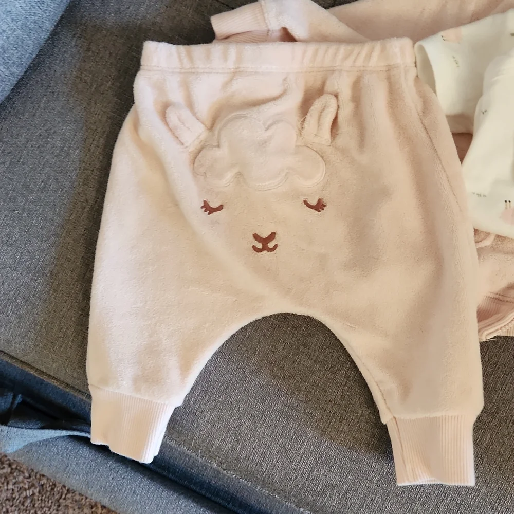 Carter's 3 piece cardigan set soft pink 3 months - Picture 3 of 8